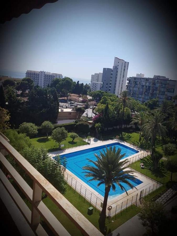 Appartement rénové à 250m de la plage Benalmádena Esterno foto
