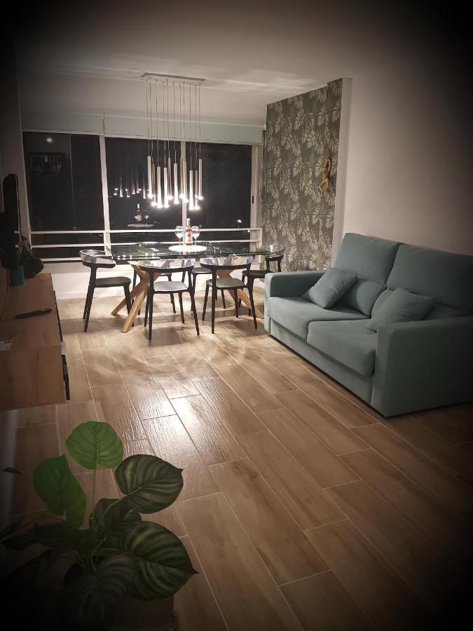 Appartement rénové à 250m de la plage Benalmádena Esterno foto